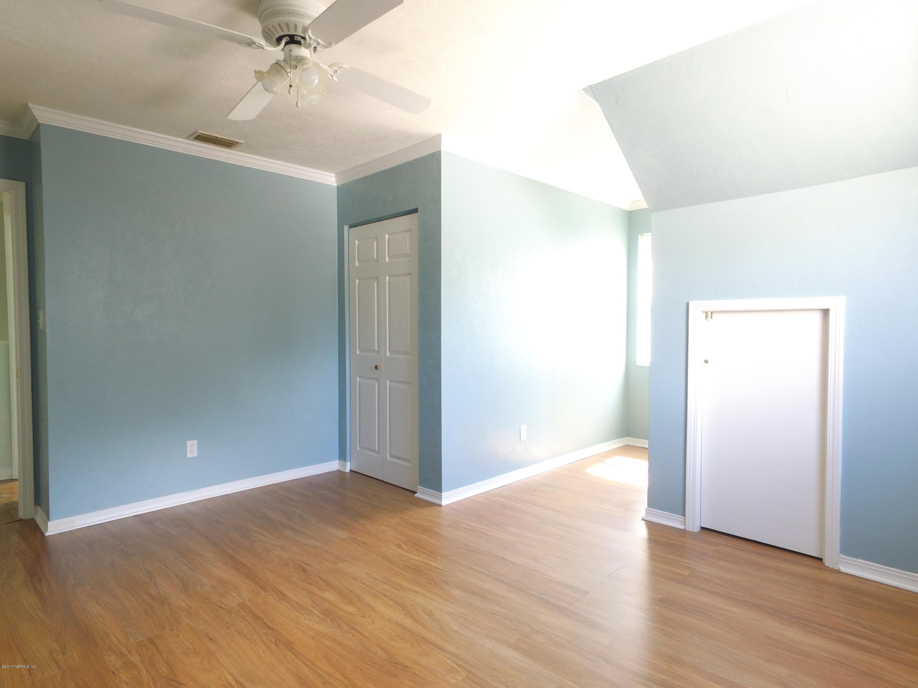 150 Boots Road Melrose, FL 32666 - Photo 7 of 19 07) Bedroom 1