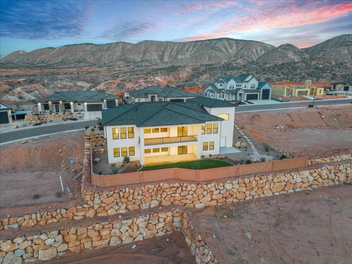 2072 South Pony Way Washington, UT 84780 - Photo 50 of 61 Exterior Evening