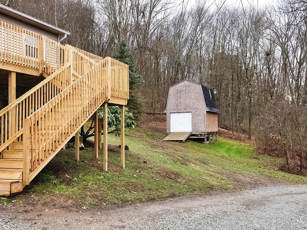 1566 Dime Road Vandergrift, PA 15690 - Photo 30 of 35