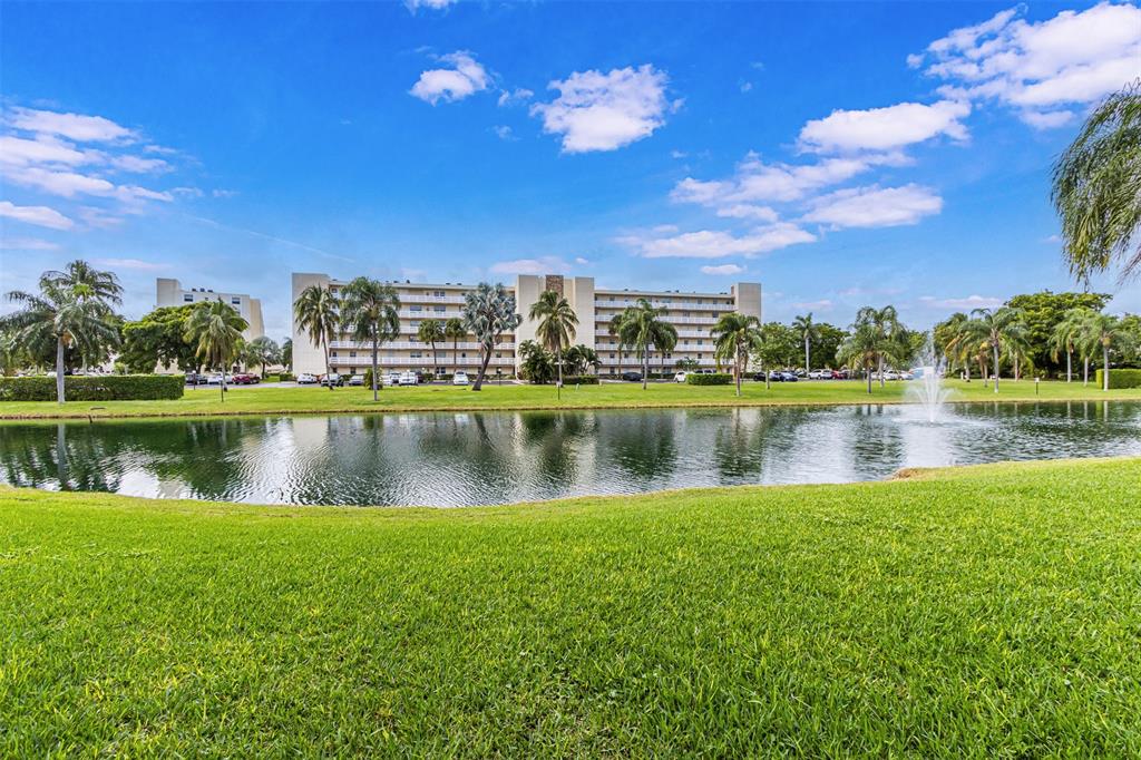 190 Southeast 5th Avenue, Unit 108 Dania Beach, FL 33004 - Photo 17 of 40 a view of a lake with a city