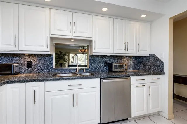 $259,000 | 190 Southeast 5th Avenue, Unit 108, Dania Beach, FL 33004