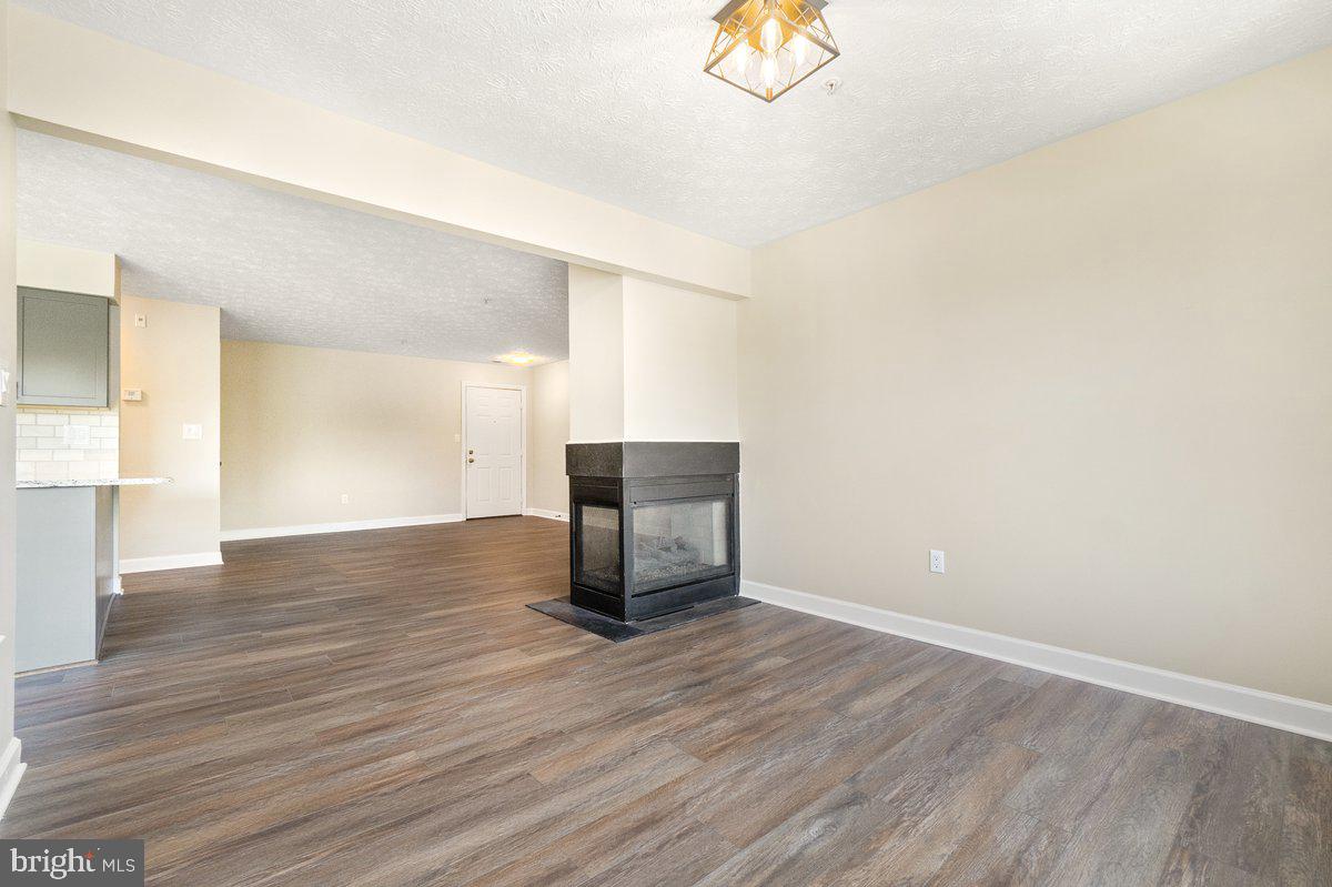6101 Springwater Place, Unit 1203 Frederick, MD 21701 - Photo 10 of 36 Dining Room