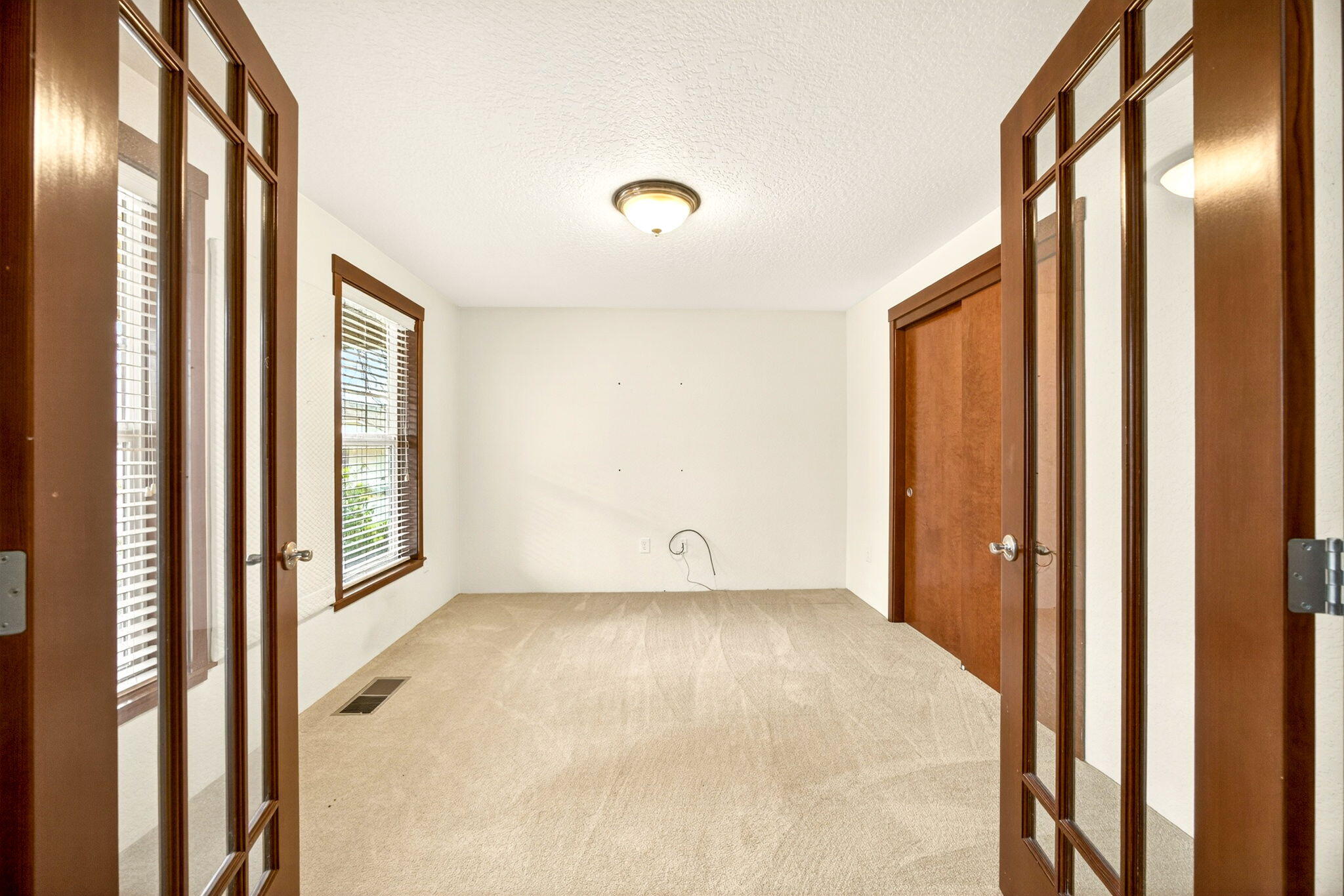 150 Graham Way Talent, OR 97540 - Photo 13 of 45 ApxGW00016