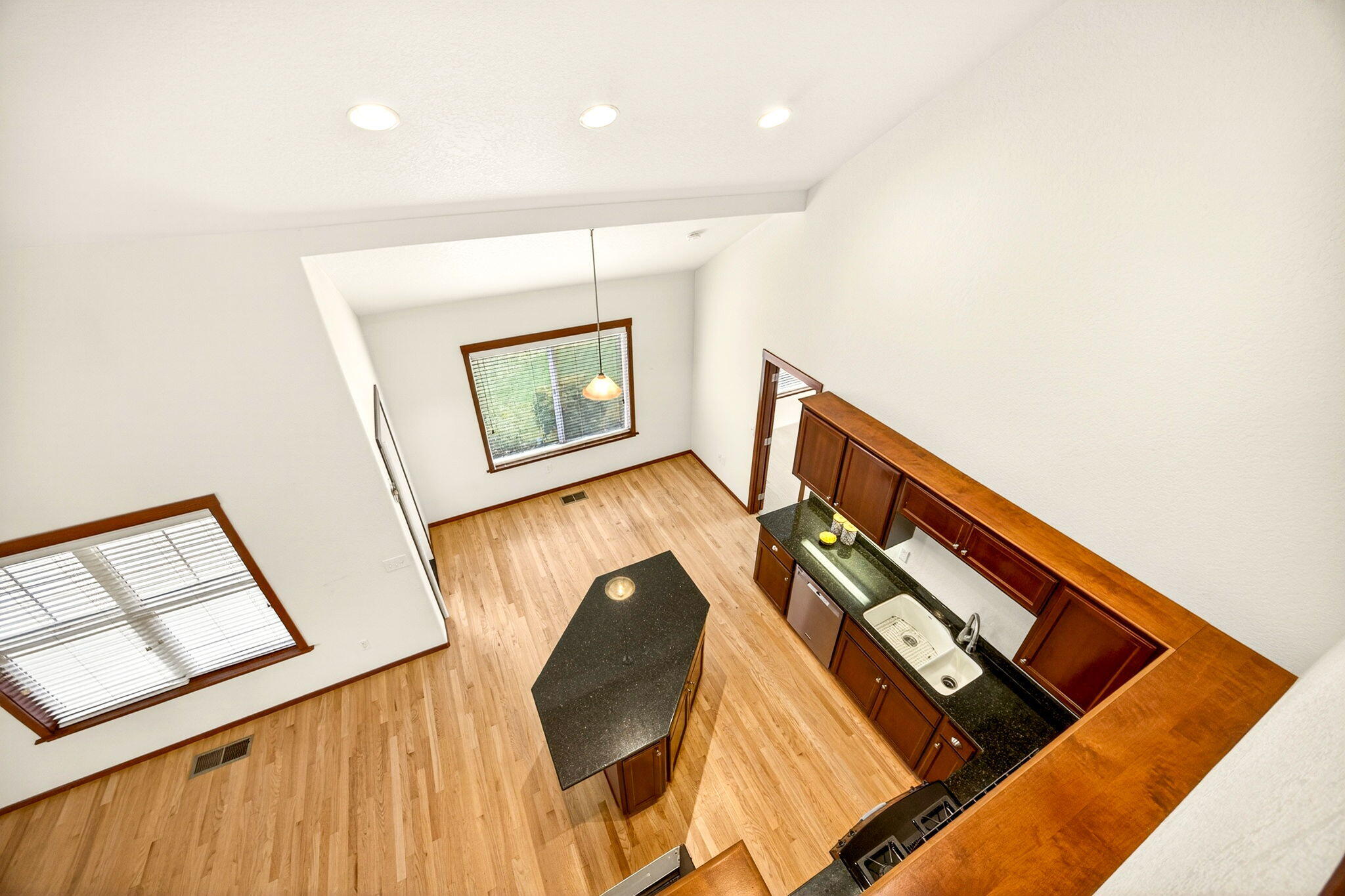 150 Graham Way Talent, OR 97540 - Photo 35 of 45 ApxGW00040