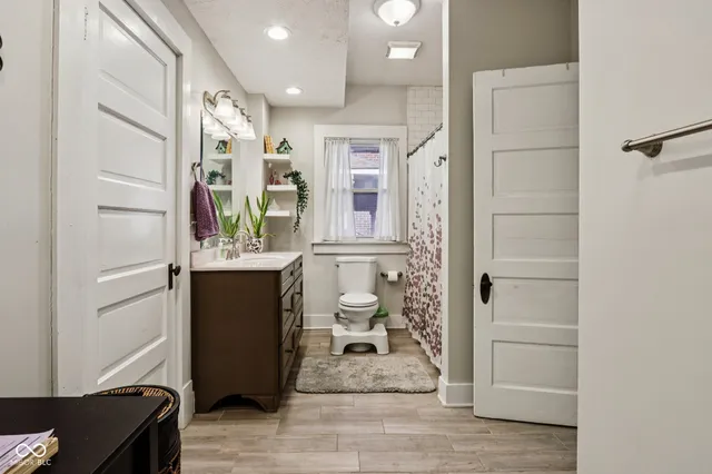 $278,000 | 3216 Broadway Street, Indianapolis, IN 46205