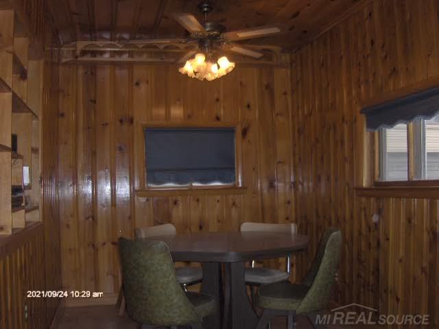7226 Dogwood Road Lexington, MI 48450 - Photo 6 of 16 31315921-5.JPG