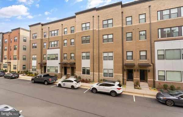 $3,000 | 20532 Milbridge Terrace, Ashburn, VA 20147