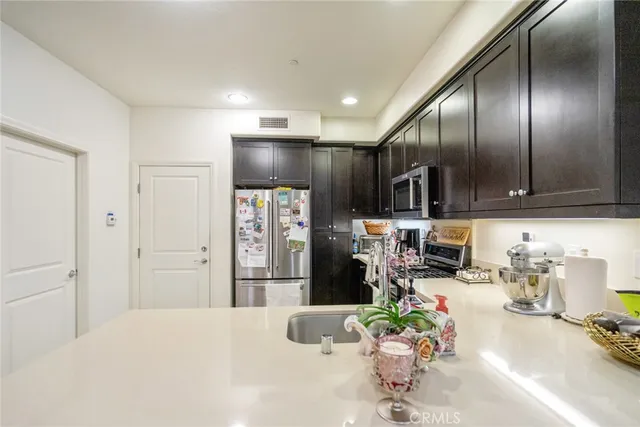 $618,000 | 329 North Fenimore Avenue, Azusa, CA 91702