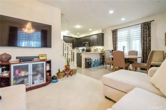 $618,000 | 329 North Fenimore Avenue, Azusa, CA 91702