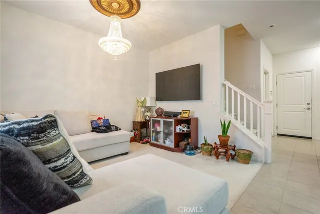 $618,000 | 329 North Fenimore Avenue, Azusa, CA 91702