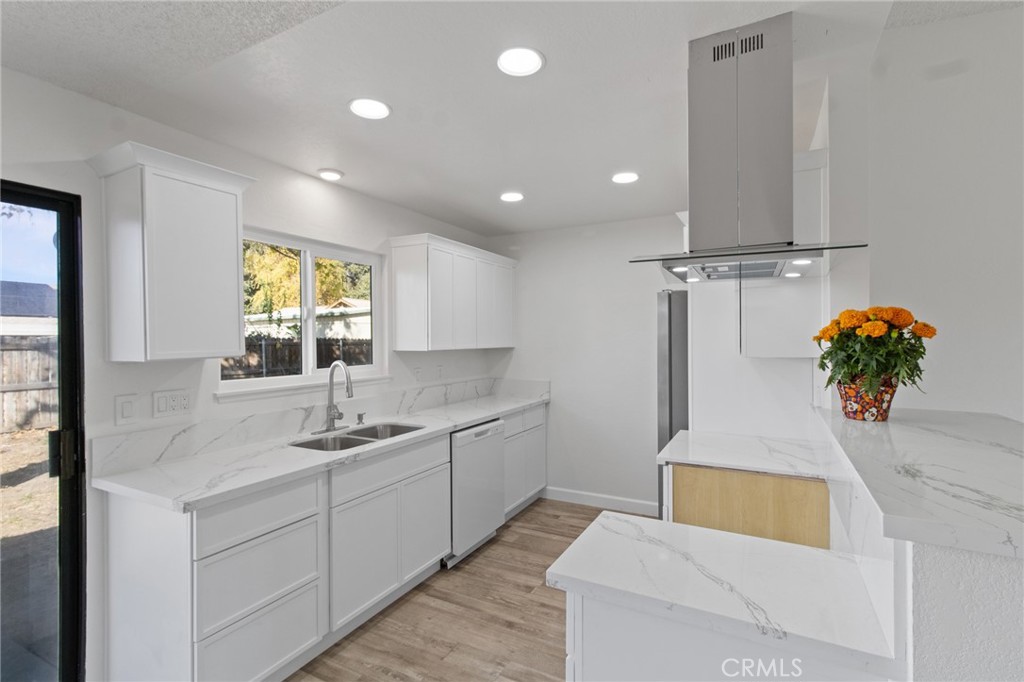 1403 Arlene Street Redlands, CA 92374 - Photo 4 of 23