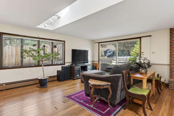 $650,000 | 7 Brookside Drive, Falmouth, ME 04105