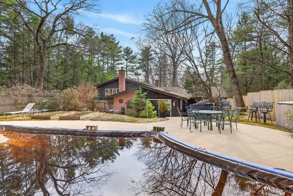 $650,000 | 7 Brookside Drive, Falmouth, ME 04105