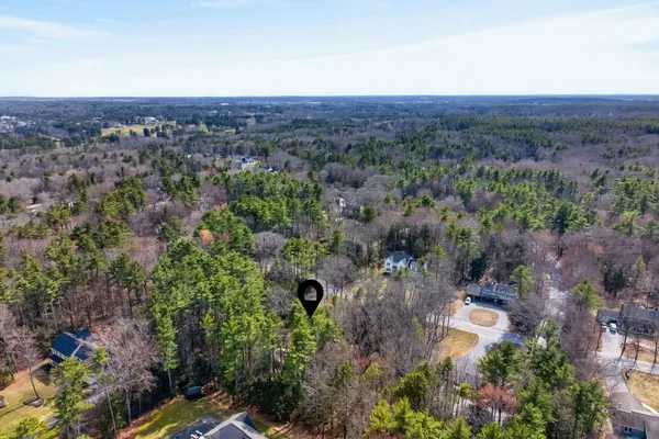 $650,000 | 7 Brookside Drive, Falmouth, ME 04105