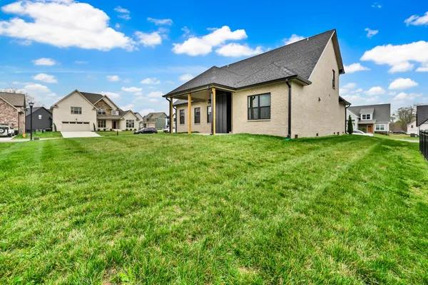 $507,500 | 443 Spiderwort Drive, Clarksville, TN 37043