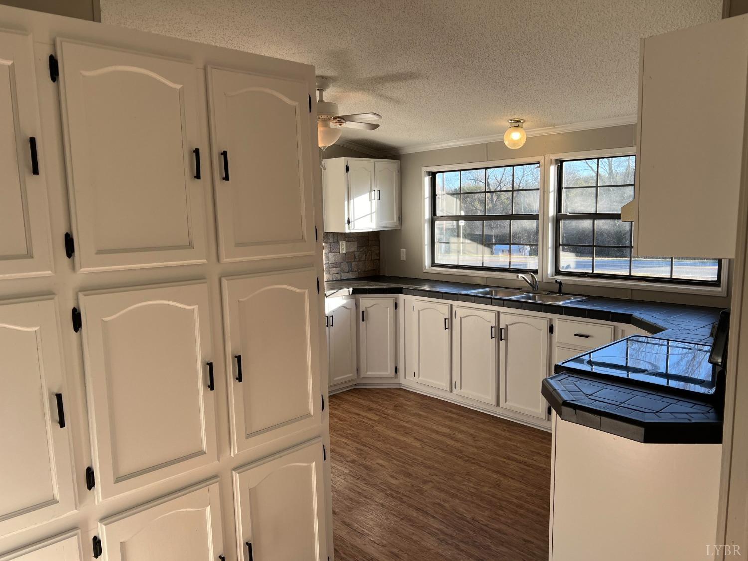 4200 Falling Creek Road Bedford, VA 24523 - Photo 8 of 12 Gallery Image 8