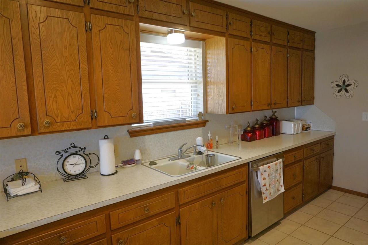 1403 Maple Street Perry, OK 73077 - Photo 13 of 38 Gallery Image 13