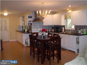 1479 North River Road Yardley, PA 19067 - Photo 4 of 12 Gallery Image 4