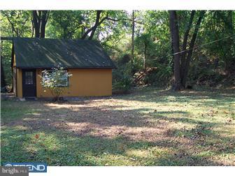 1479 North River Road Yardley, PA 19067 - Photo 8 of 12 Exterior Back