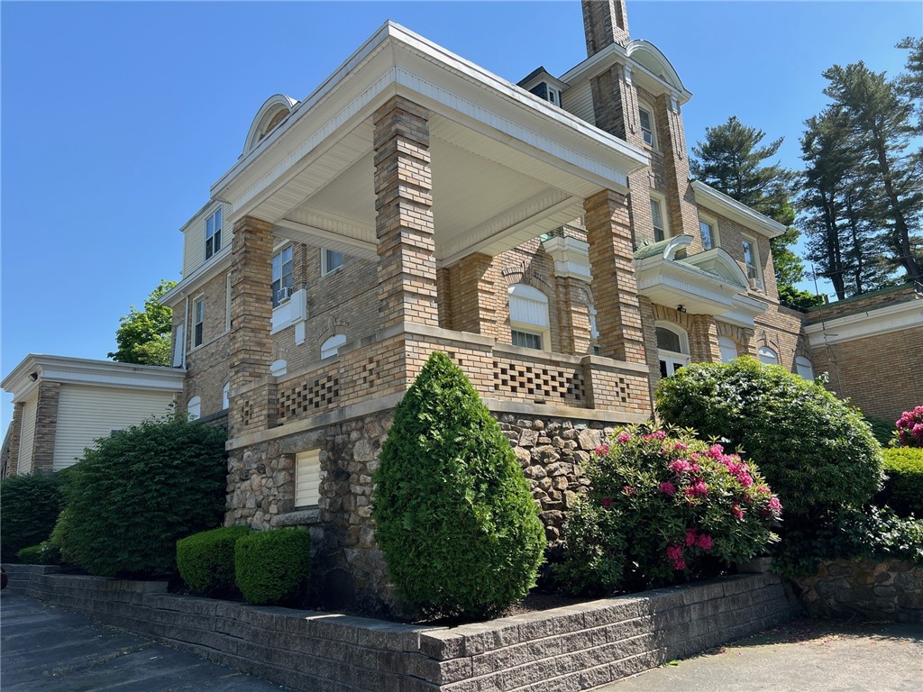 901 Bernon Street, Unit 242 Woonsocket, RI 02895 - Photo 1 of 13