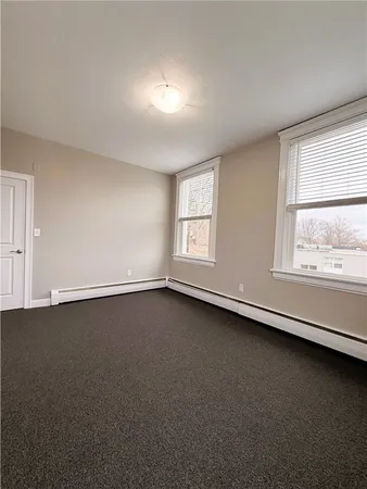 $1,400 | 901 Bernon Street, Unit 242, Woonsocket, RI 02895