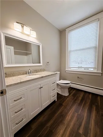 $1,400 | 901 Bernon Street, Unit 242, Woonsocket, RI 02895