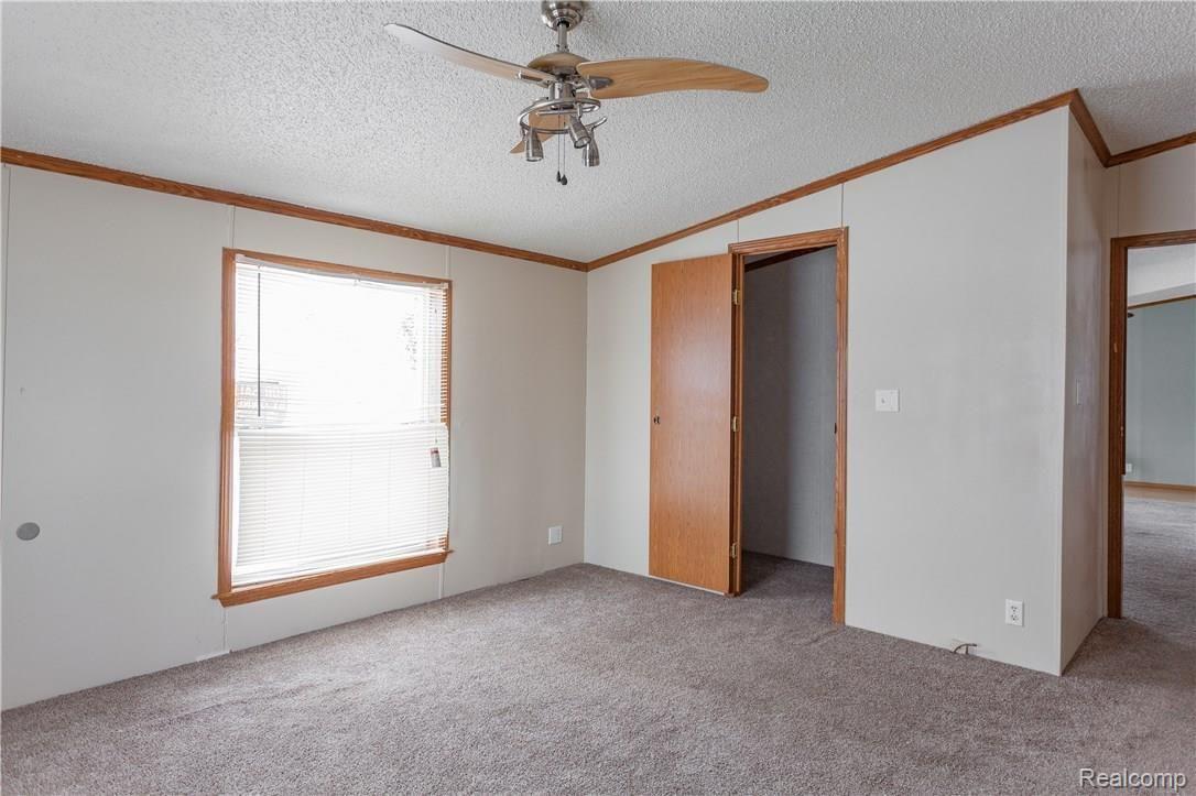 4774 Sycamore Road Newport, MI 48166 - Photo 15 of 29 IMG_4911.jpg