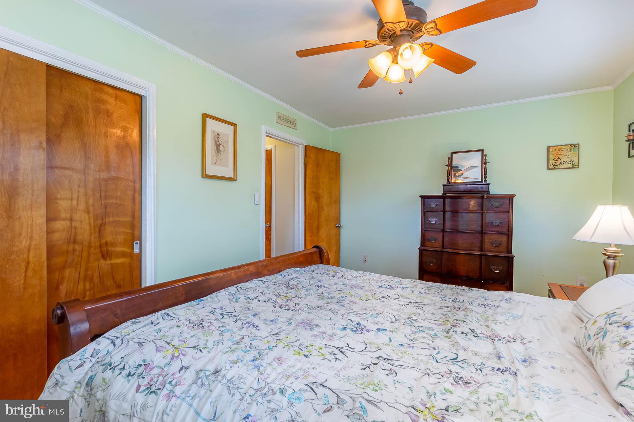 1332 Heather Hill Road Baltimore, MD 21239 - Photo 17 of 37