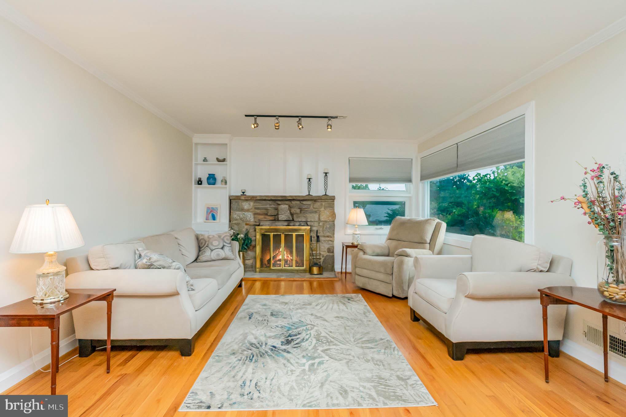 1332 Heather Hill Road Baltimore, MD 21239 - Photo 6 of 37