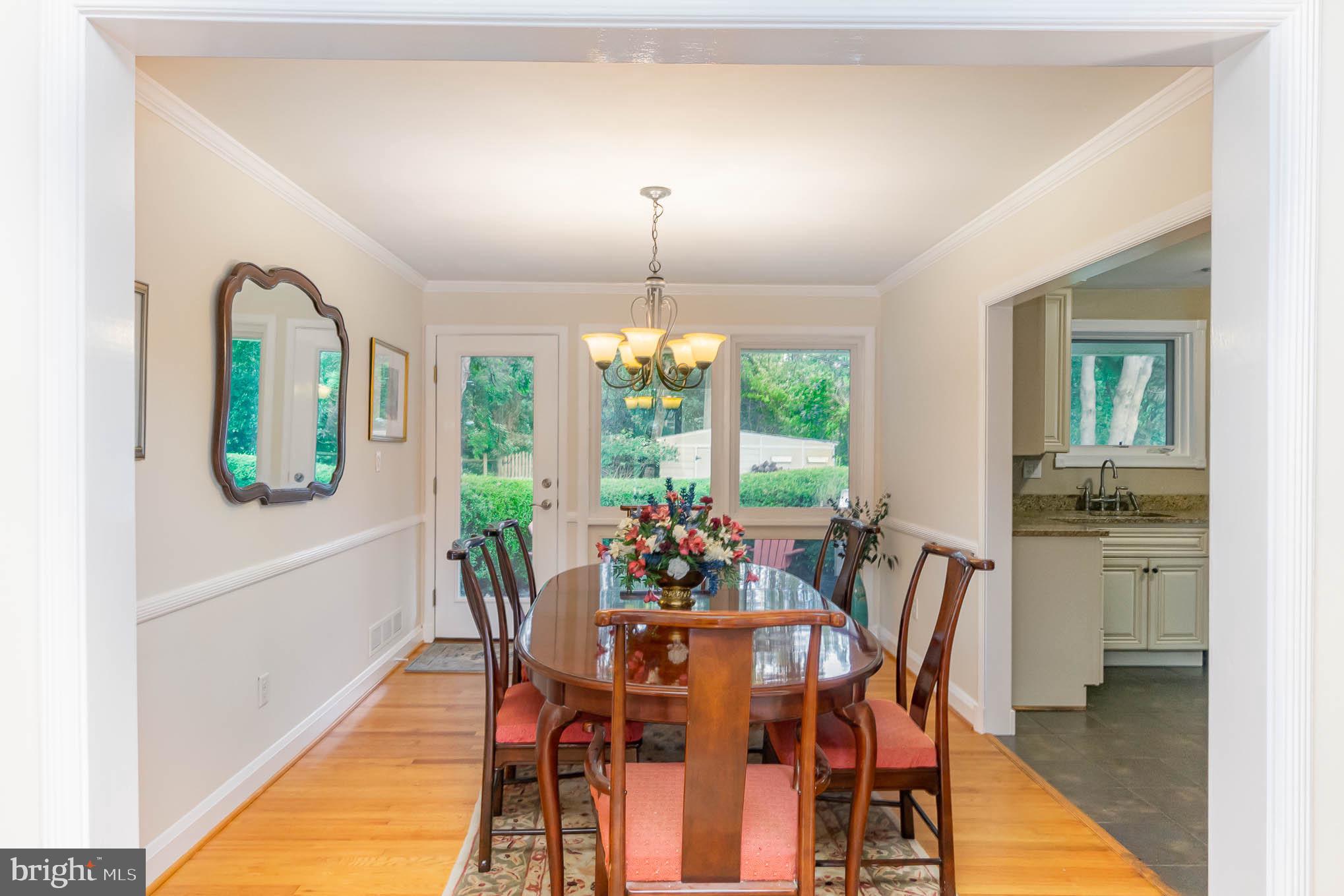 1332 Heather Hill Road Baltimore, MD 21239 - Photo 9 of 37