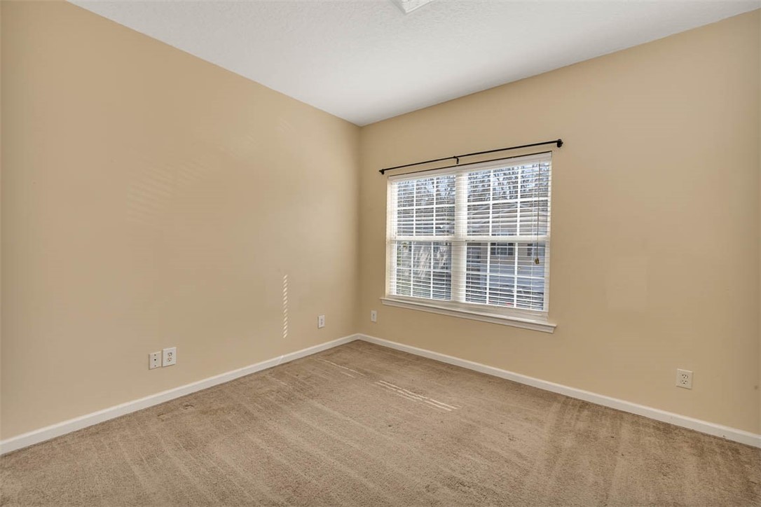 126 Drayton Circle Brunswick, GA 31525 - Photo 9 of 28