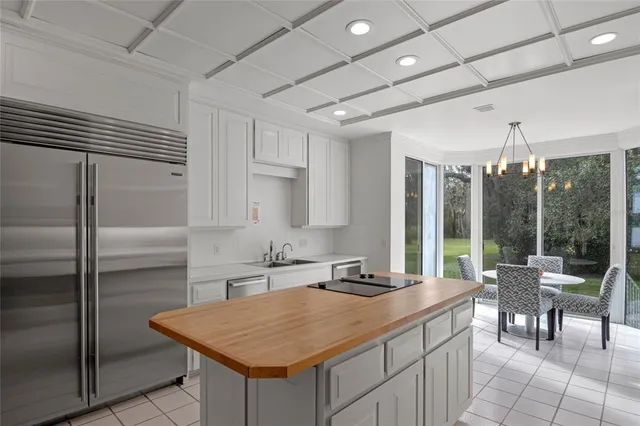 $1,225,000 | 2300 North Scenic Highway, Unit 37, Lake Wales, FL 33898