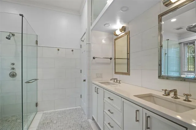 $1,225,000 | 2300 North Scenic Highway, Unit 37, Lake Wales, FL 33898