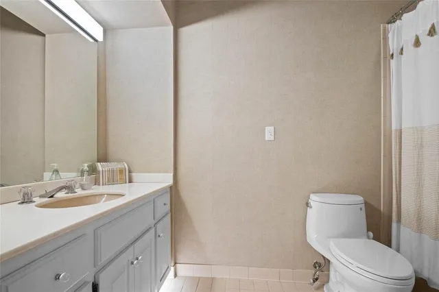 $1,225,000 | 2300 North Scenic Highway, Unit 37, Lake Wales, FL 33898