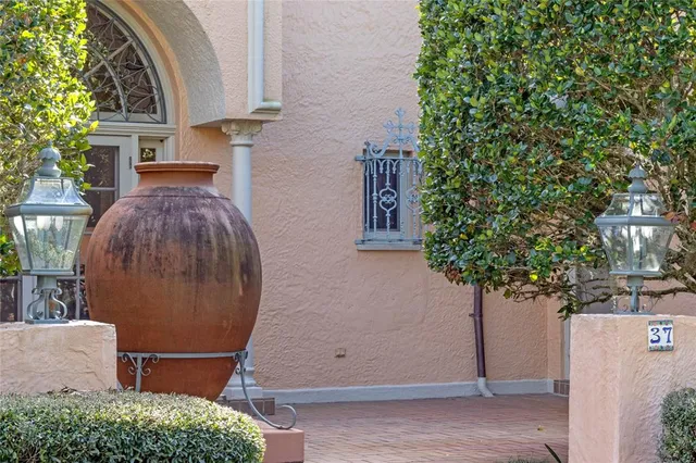 $1,225,000 | 2300 North Scenic Highway, Unit 37, Lake Wales, FL 33898