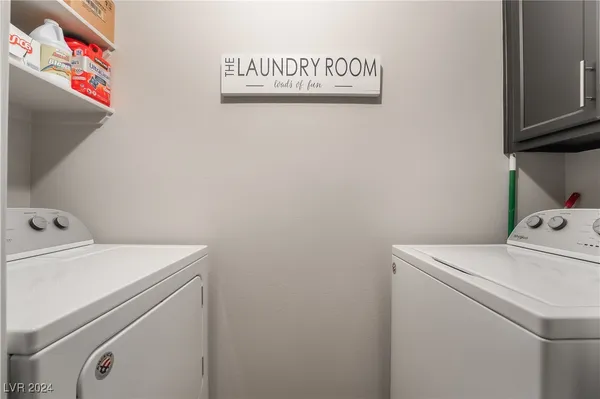 $2,100 | 950 Seven Hills Drive, Unit 2813, Henderson, NV 89052