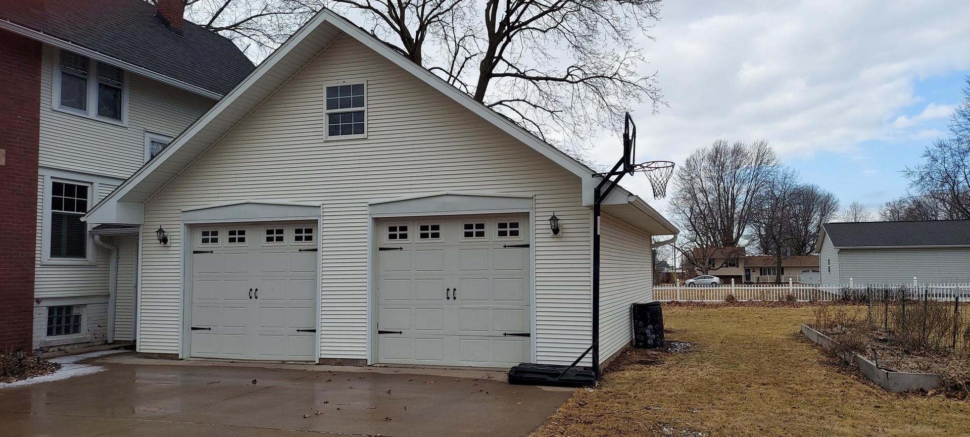 301 North Main Street Alexis, IL 61412 - Photo 9 of 74