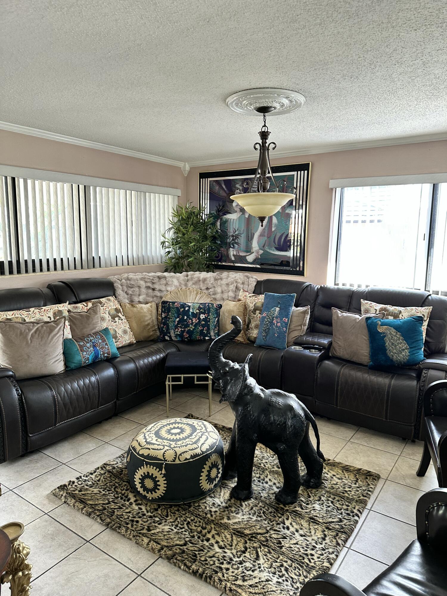 2922 Flagler Avenue Key West, FL 33040 - Photo 38 of 53 a living room with furniture and a window