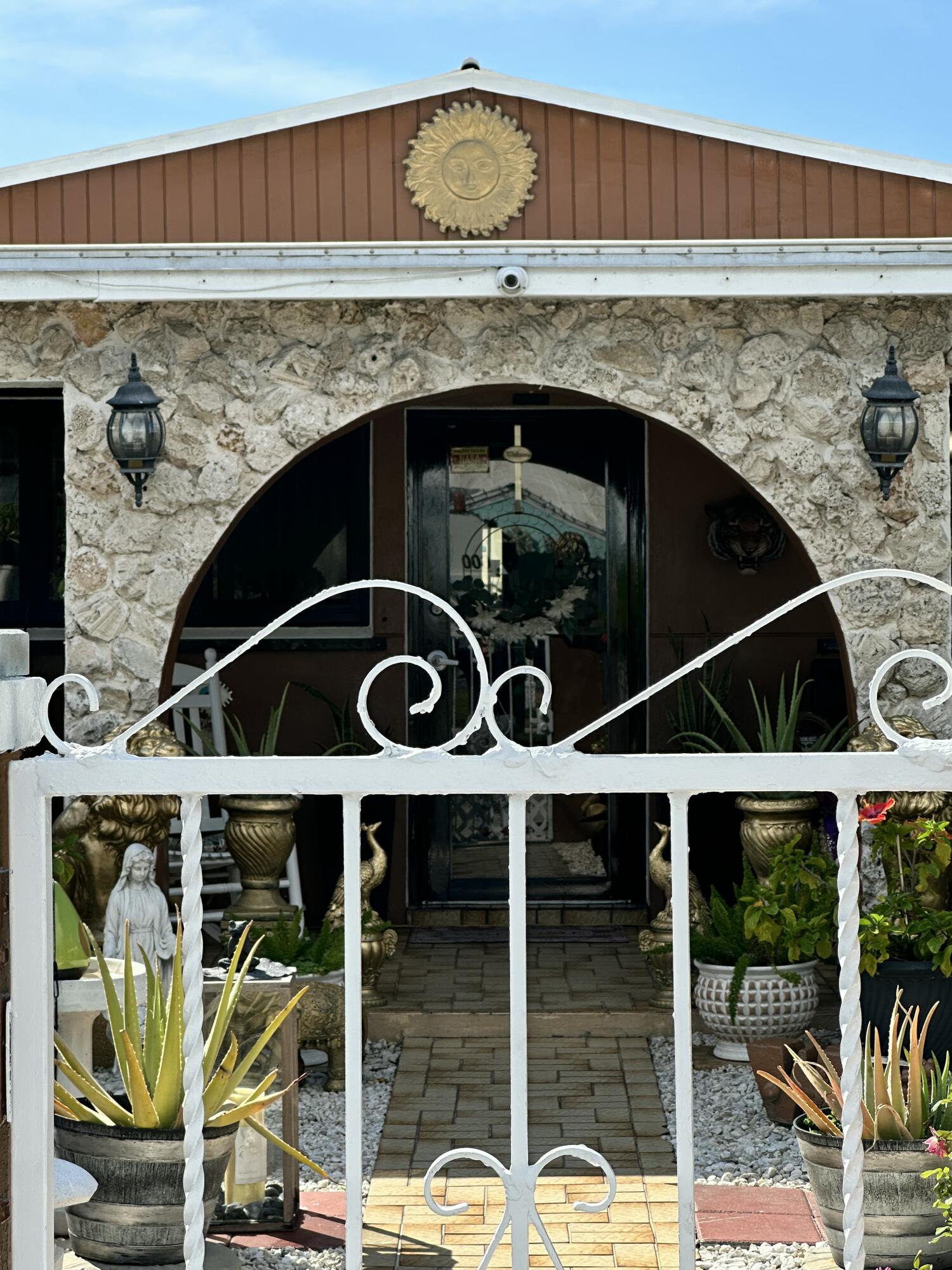 2922 Flagler Avenue Key West, FL 33040 - Photo 50 of 53 a picture of a outdoor space