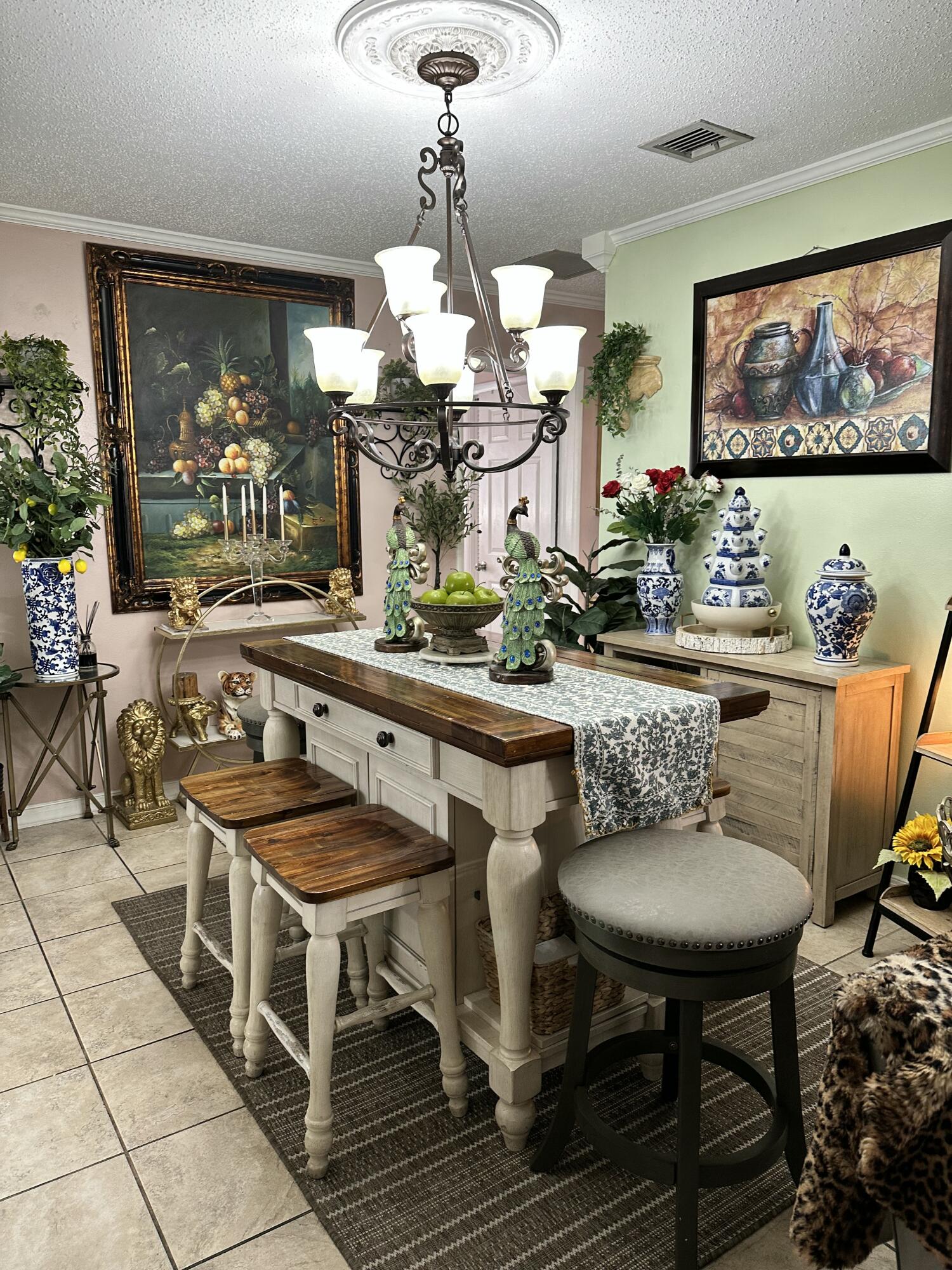 2922 Flagler Avenue Key West, FL 33040 - Photo 8 of 53 a kitchen with a dining table and chairs