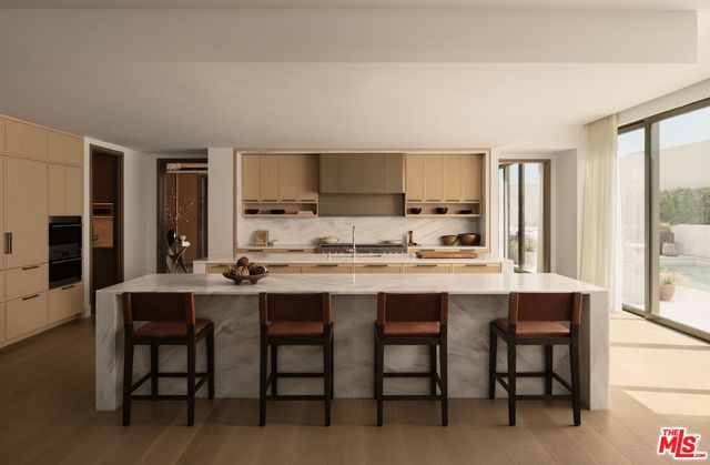 $16,332,000 | 9900 South Santa Monica Boulevard, Unit 2F, Beverly Hills, CA 90212