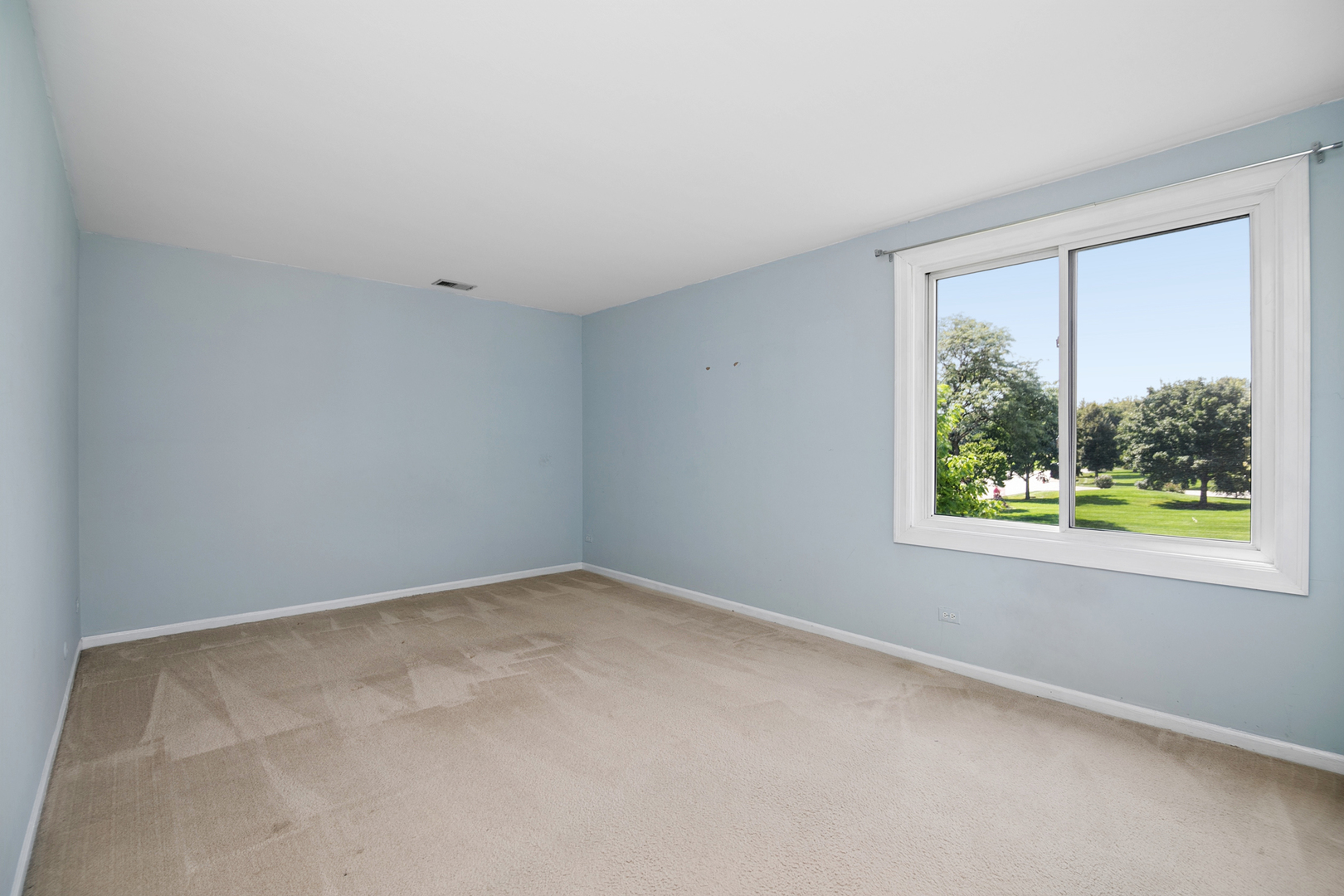 462 Raintree Drive, Unit 2A Glen Ellyn, IL 60137 - Photo 14 of 28 Gallery Image 14