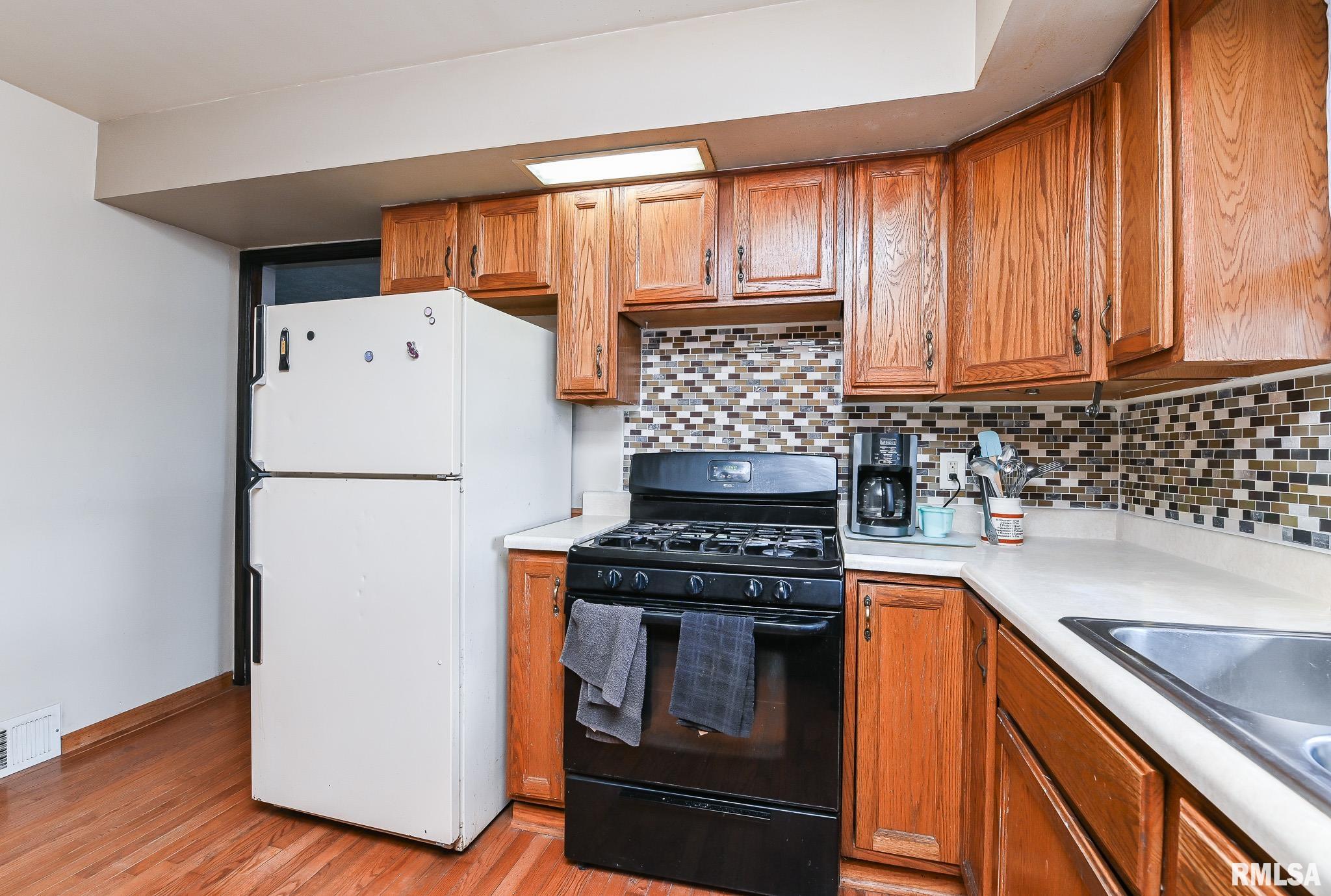 8109 South McCumber Road Mapleton, IL 61547 - Photo 15 of 46