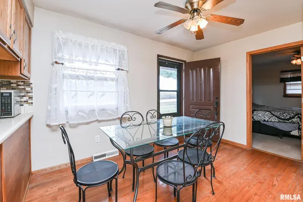 $294,900 | 8109 South McCumber Road, Mapleton, IL 61547