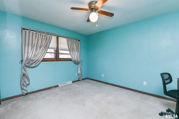 $294,900 | 8109 South McCumber Road, Mapleton, IL 61547