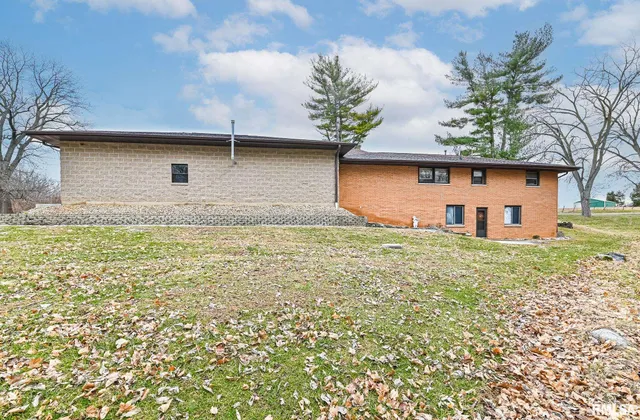 $312,900 | 8109 South McCumber Road, Mapleton, IL 61547