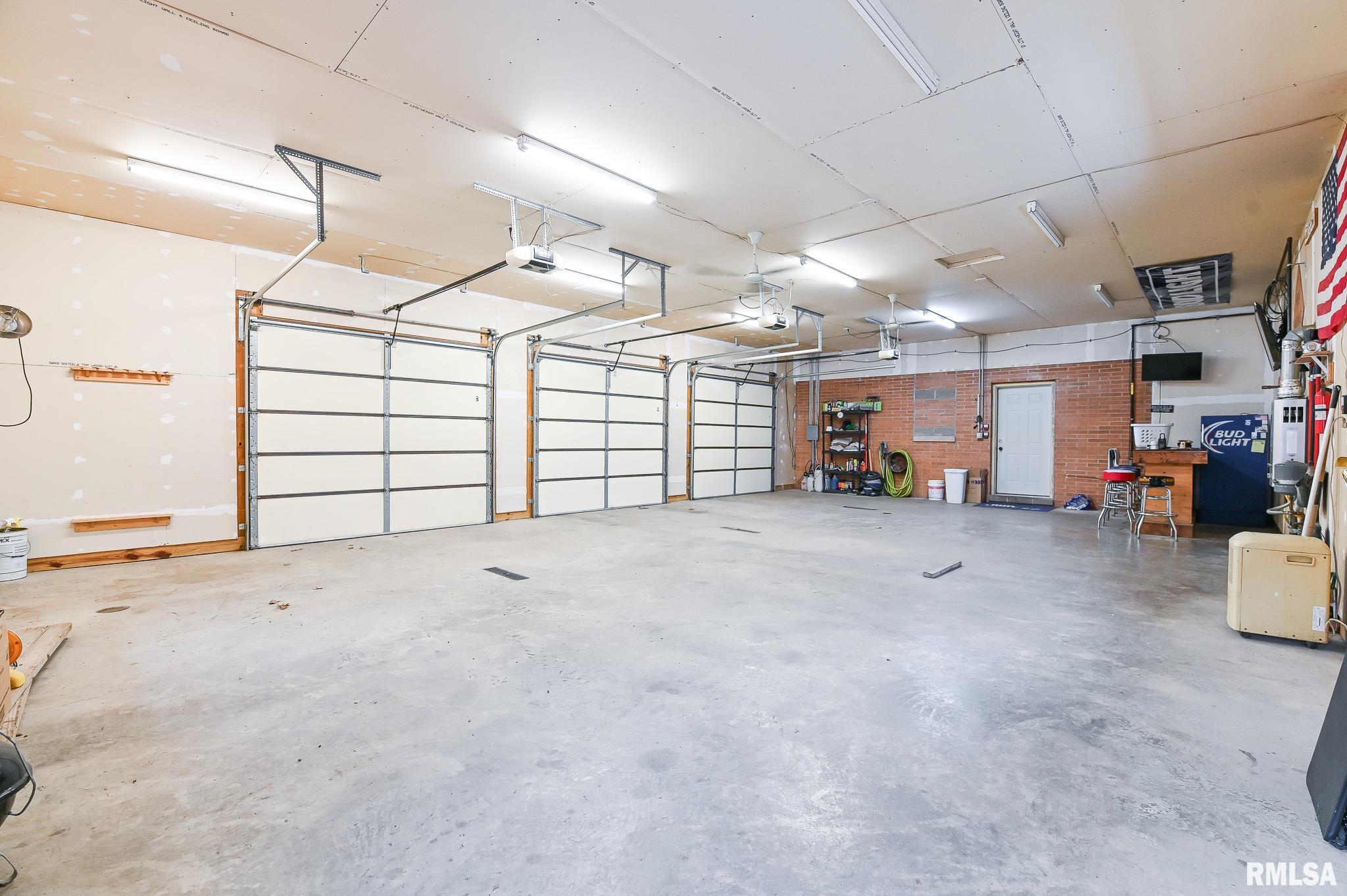 8109 South McCumber Road Mapleton, IL 61547 - Photo 8 of 46