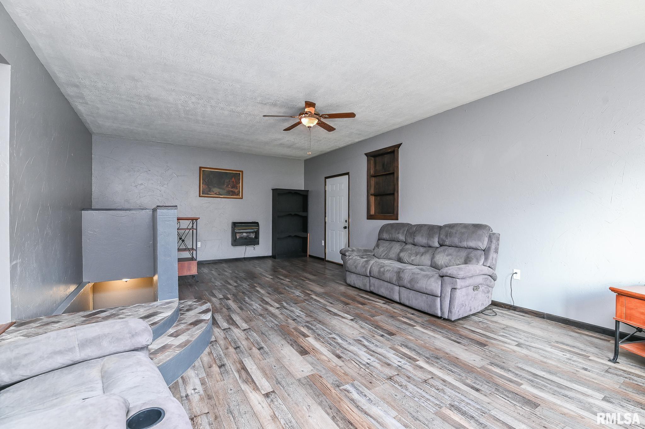 8109 South McCumber Road Mapleton, IL 61547 - Photo 10 of 46