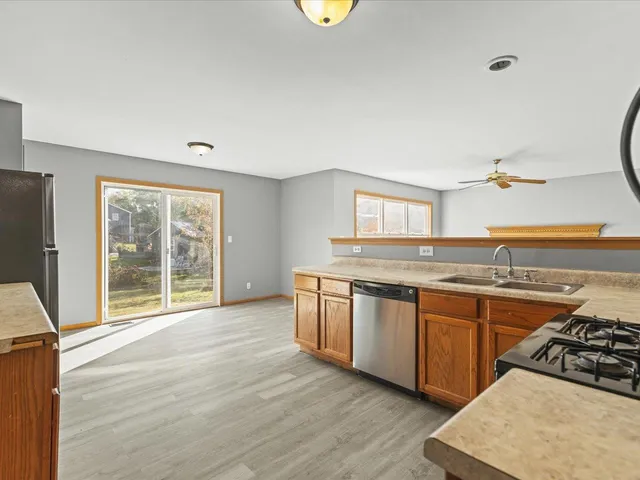 $350,000 | 2424 Winfield Lane, Belvidere, IL 61008