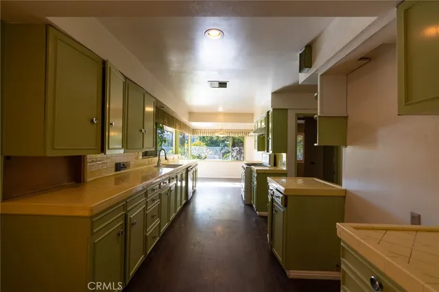 a kitchen with lots of counter top space